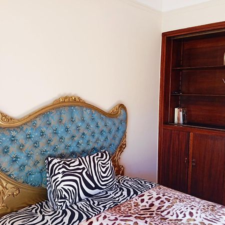 Iris Baroque Apartment Elefsina Bagian luar foto