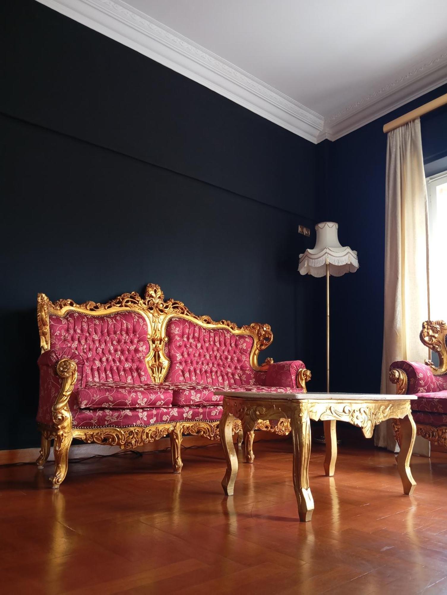 Iris Baroque Apartment Elefsina Bagian luar foto
