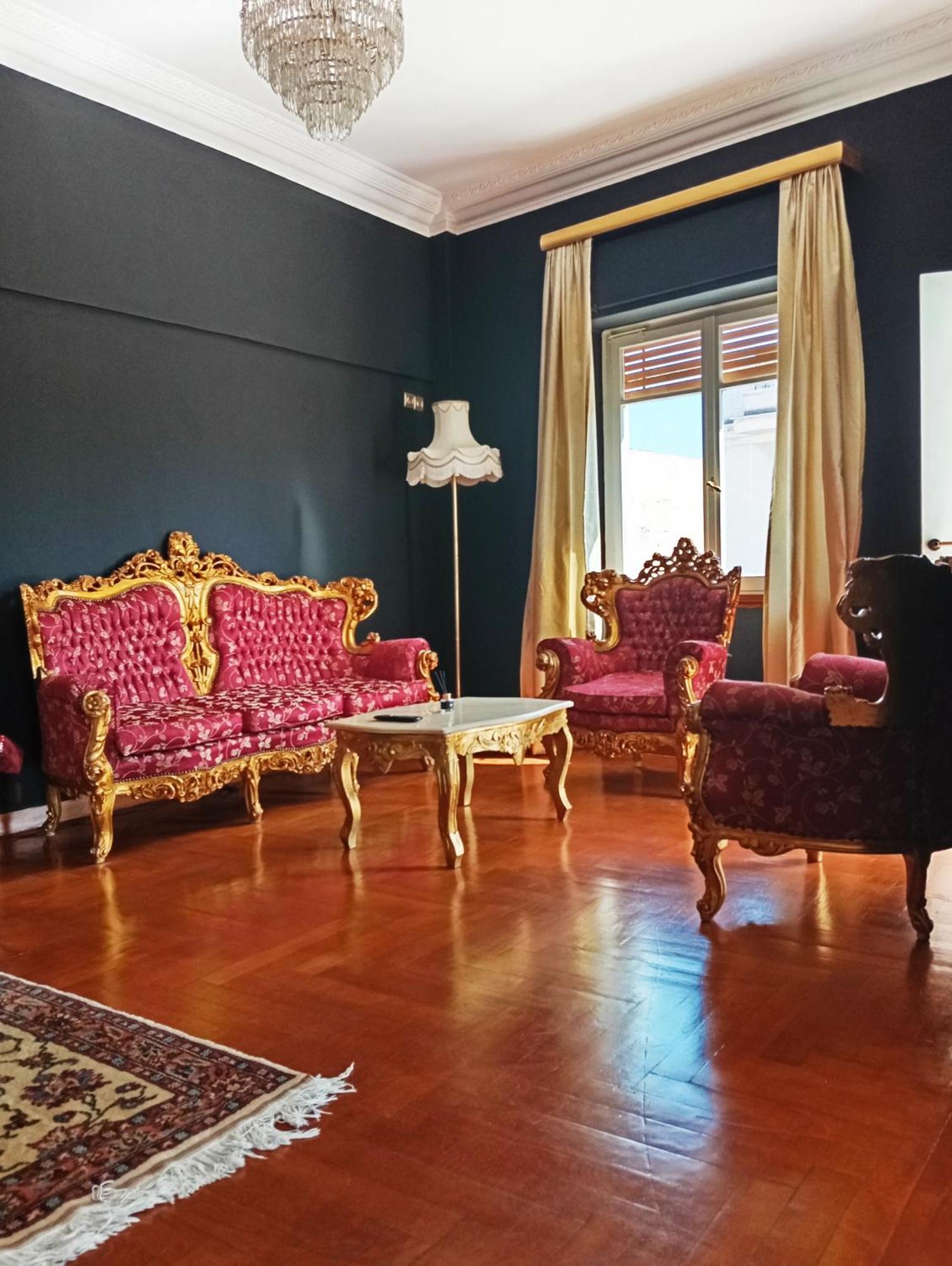 Iris Baroque Apartment Elefsina Bagian luar foto