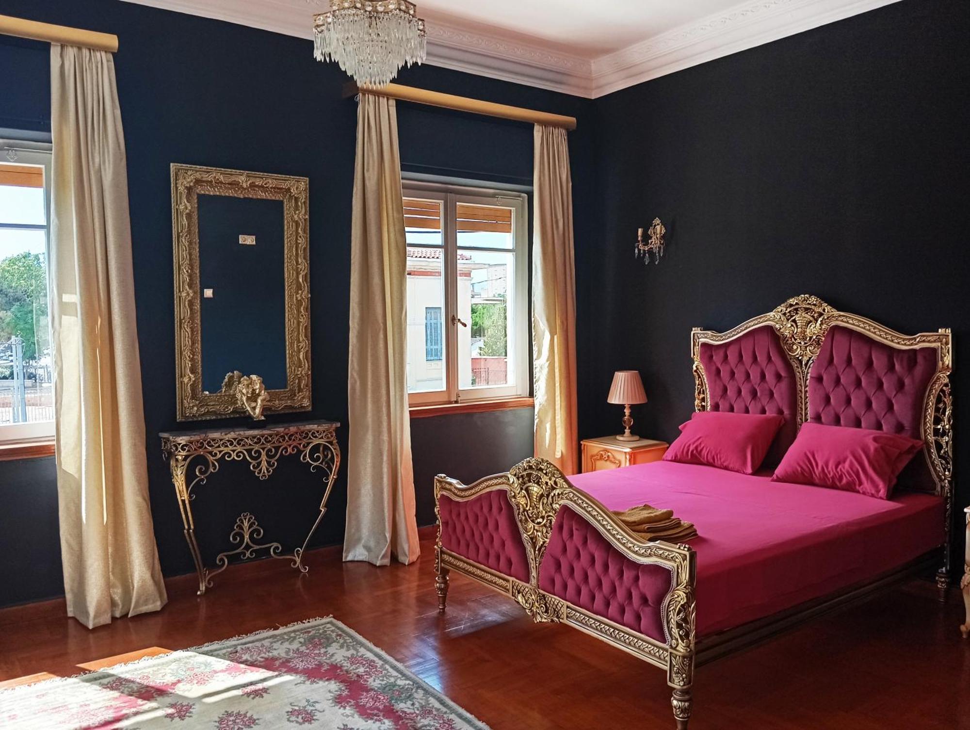 Iris Baroque Apartment Elefsina Bagian luar foto